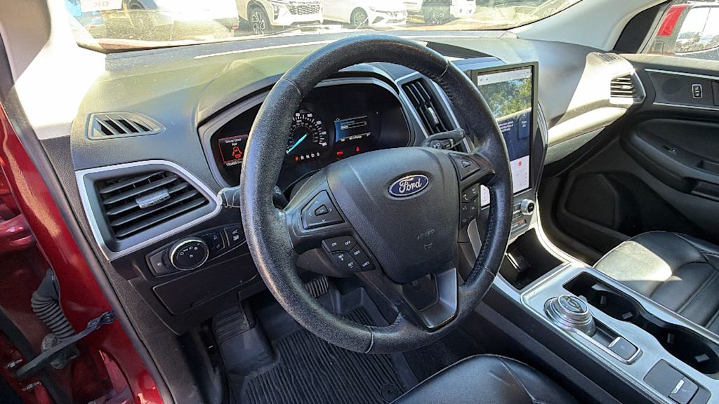 Thumbnail: 2022 Ford Edge - 2