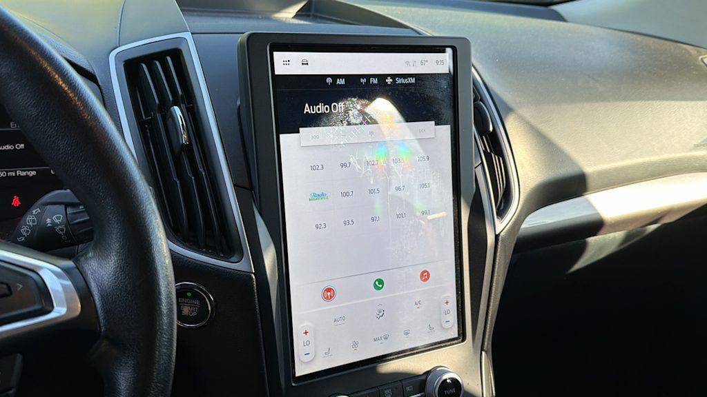 Thumbnail: 2023 Ford Edge - 21