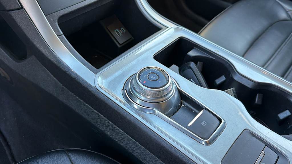 Thumbnail: 2023 Ford Edge - 14