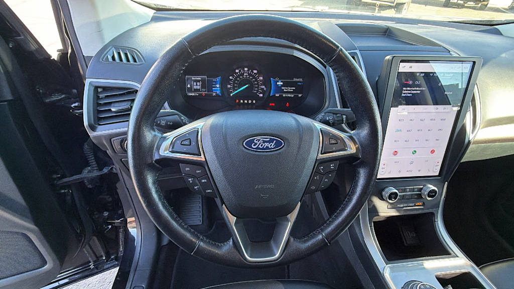 Thumbnail: 2023 Ford Edge - 9