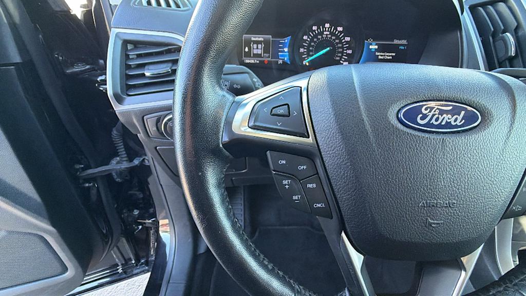 Thumbnail: 2023 Ford Edge - 26