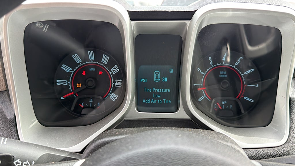 Thumbnail: 2011 Chevrolet Camaro - 11