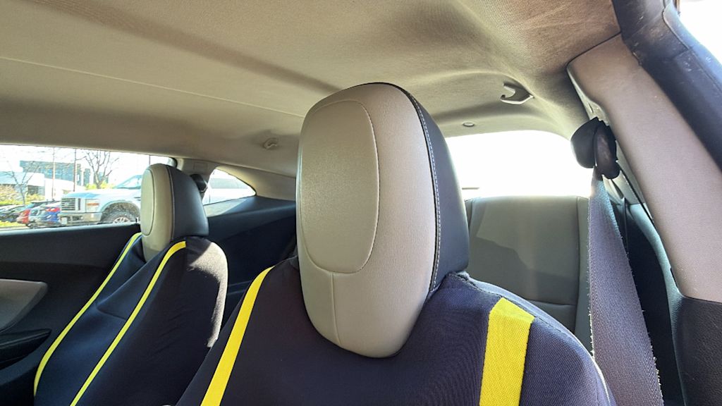 Thumbnail: 2011 Chevrolet Camaro - 9