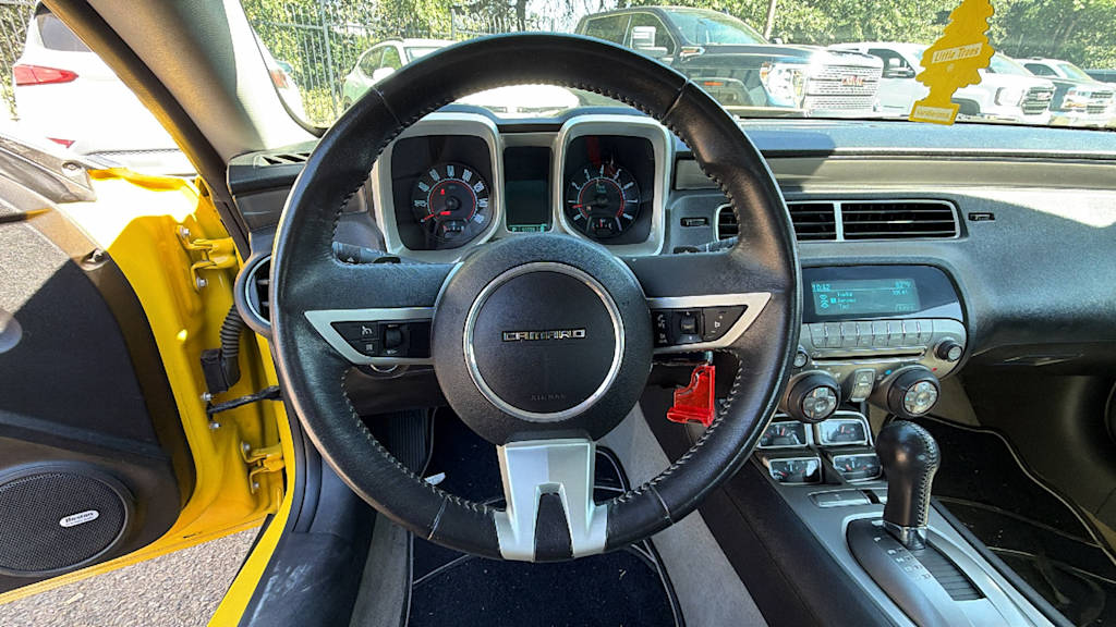 Thumbnail: 2011 Chevrolet Camaro - 8