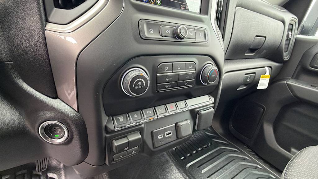 Thumbnail: 2026 Chevrolet Silverado 2500 - 23