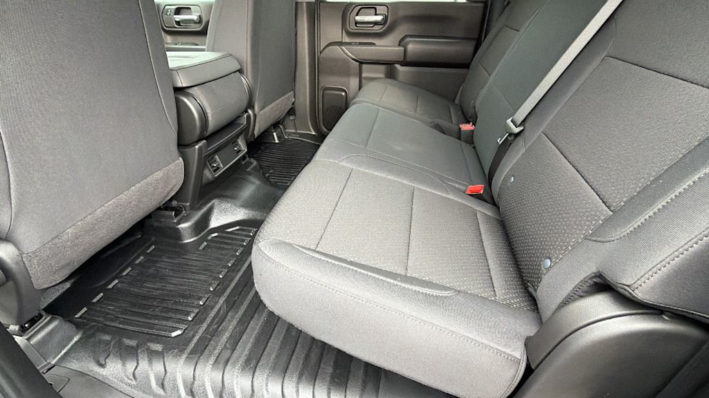 Thumbnail: 2026 Chevrolet Silverado 2500 - 11