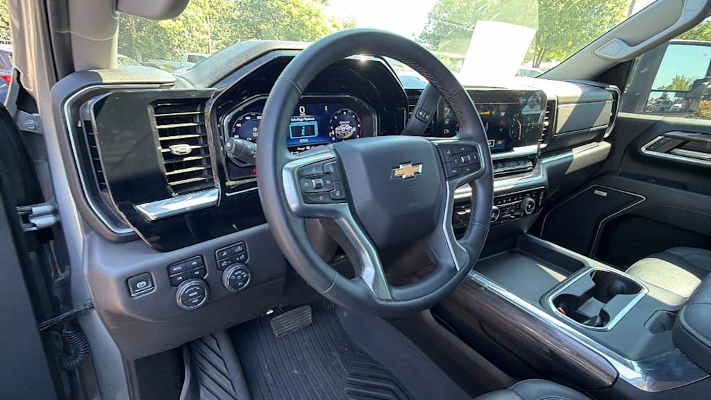 Thumbnail: 2024 Chevrolet Silverado 2500 - 2