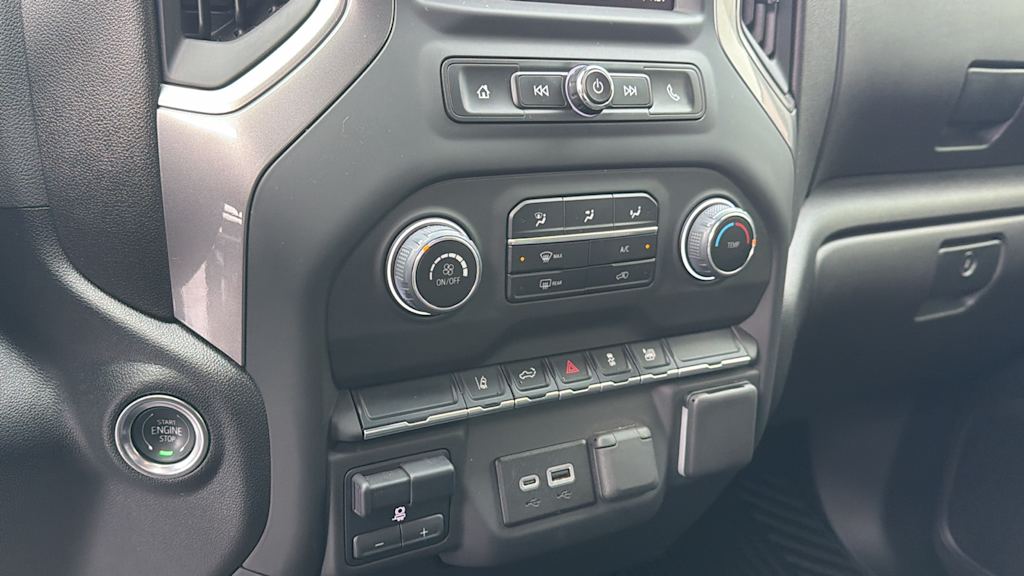 Thumbnail: 2025 Chevrolet Silverado 2500 - 21