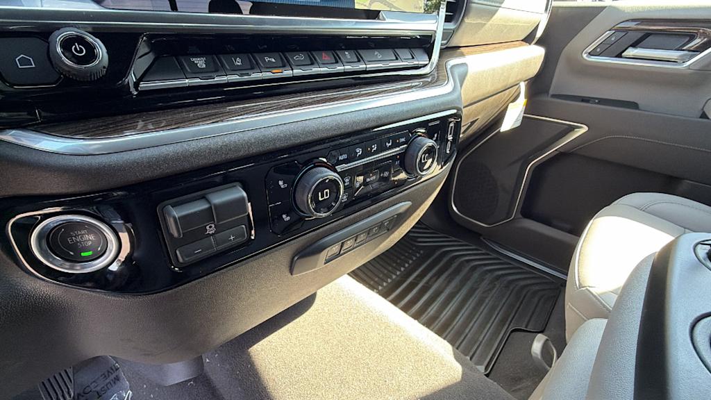 Thumbnail: 2026 Chevrolet Silverado 2500 - 14