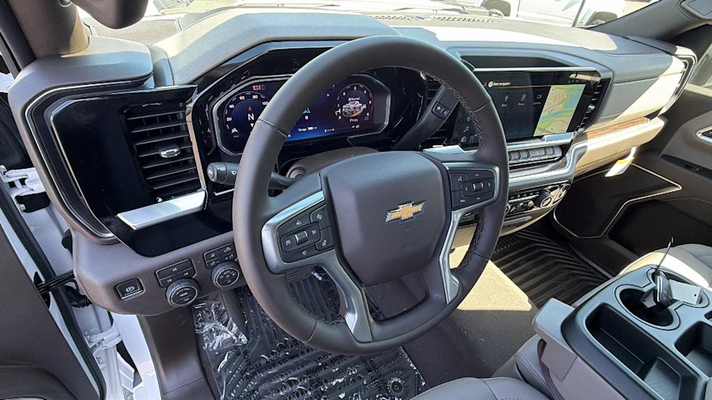 Thumbnail: 2026 Chevrolet Silverado 2500 - 2
