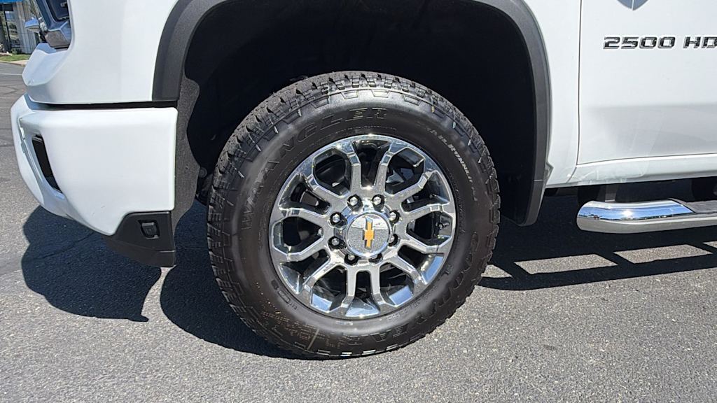 Thumbnail: 2026 Chevrolet Silverado 2500 - 8