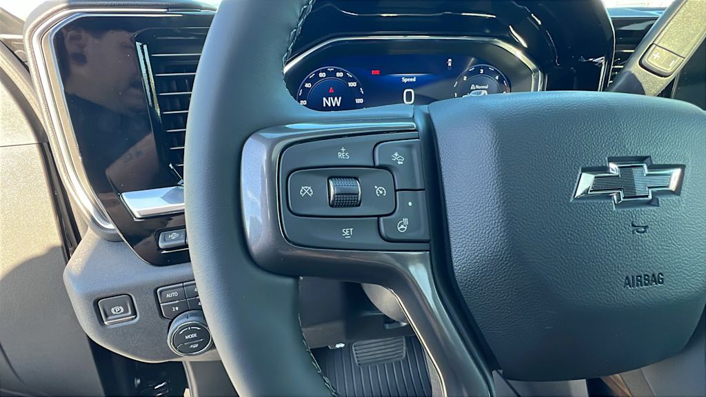 2025 Chevrolet Silverado 2500 High Country 24