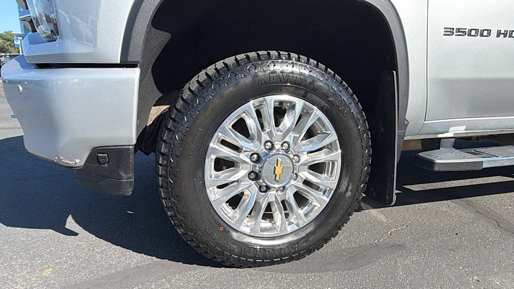 Thumbnail: 2022 Chevrolet Silverado 3500 - 8