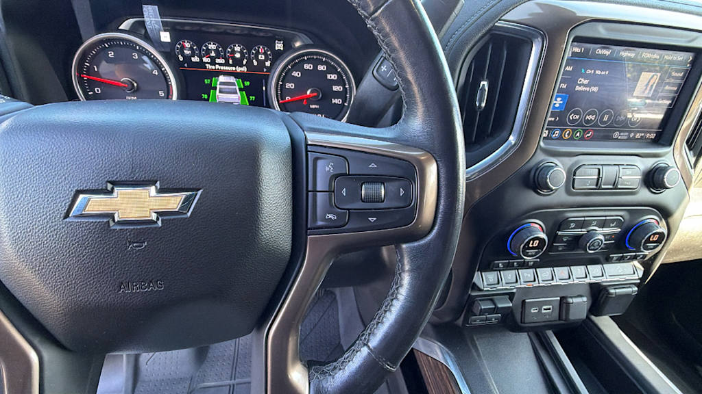 Thumbnail: 2022 Chevrolet Silverado 3500 - 26