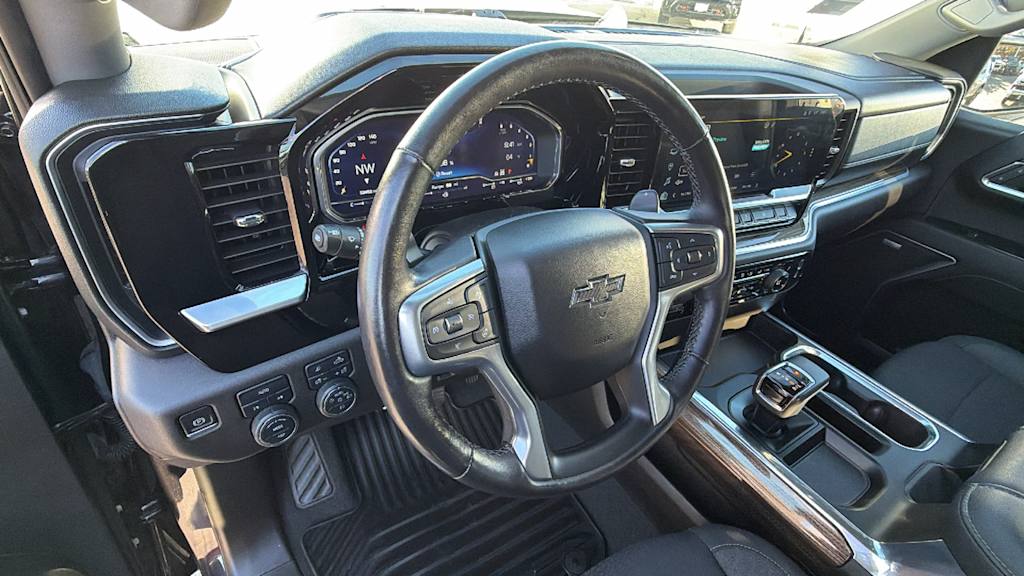 Thumbnail: 2022 Chevrolet Silverado 1500 - 2