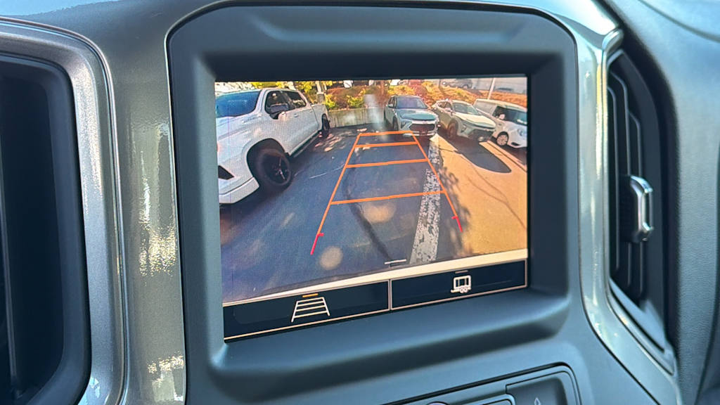 Thumbnail: 2026 Chevrolet Silverado 1500 - 23