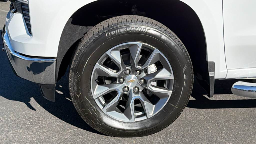 Thumbnail: 2026 Chevrolet Silverado 1500 - 8