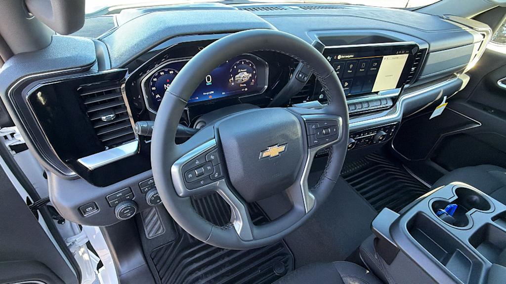 Thumbnail: 2026 Chevrolet Silverado 1500 - 2