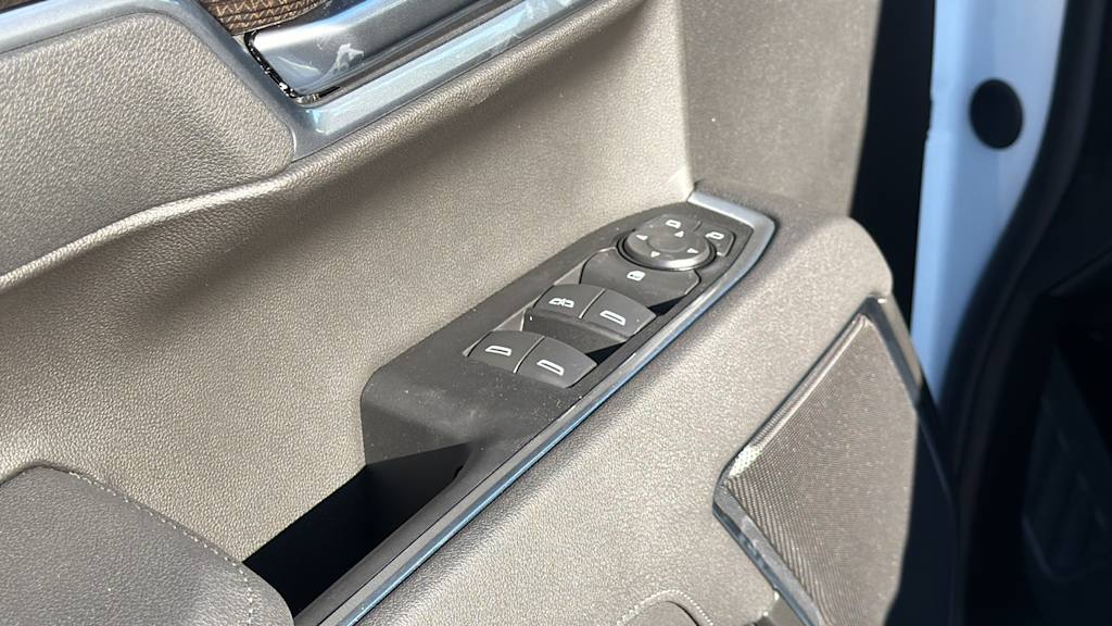 Thumbnail: 2026 Chevrolet Silverado 1500 - 27
