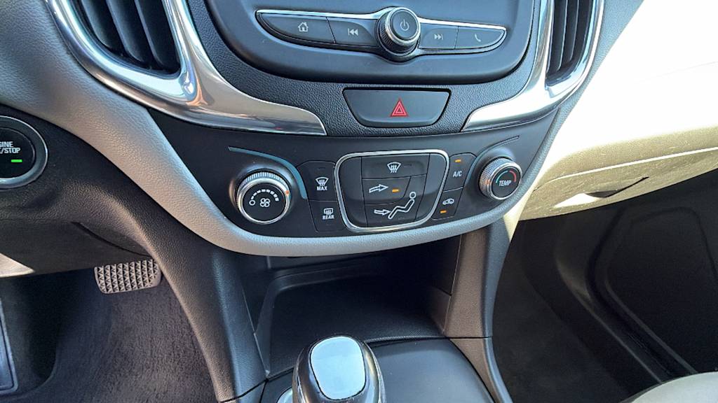 Thumbnail: 2019 Chevrolet Equinox - 23