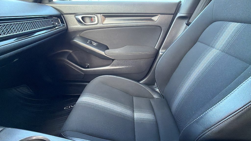 Thumbnail: 2023 Honda Civic - 10