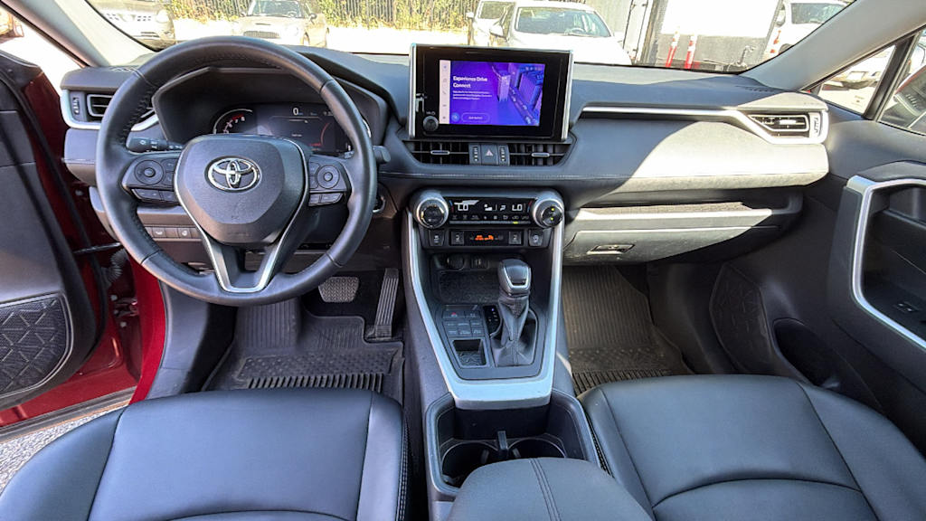 Thumbnail: 2025 Toyota RAV4 - 12