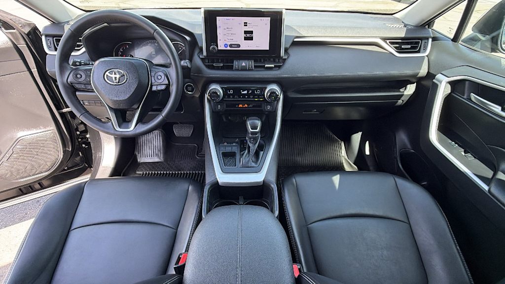 Thumbnail: 2023 Toyota RAV4 - 13