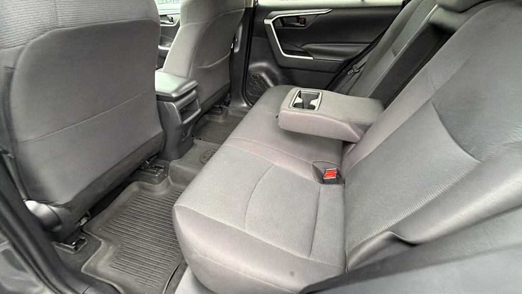 Thumbnail: 2021 Toyota RAV4 - 11