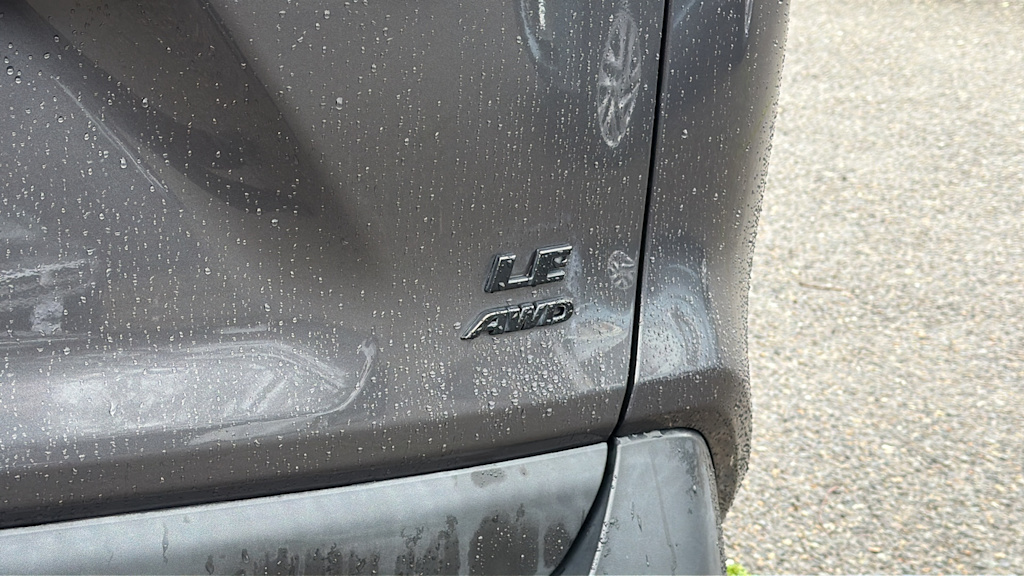 Thumbnail: 2021 Toyota RAV4 - 7