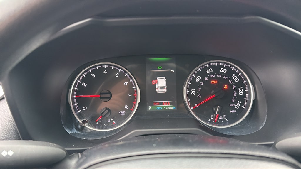 Thumbnail: 2021 Toyota RAV4 - 15