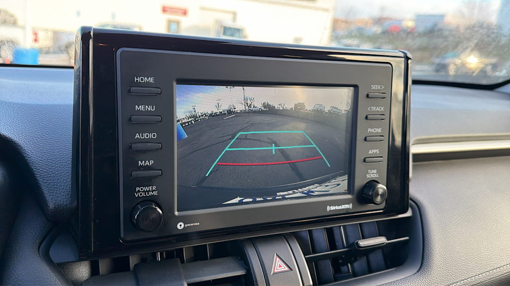 Thumbnail: 2021 Toyota RAV4 - 24