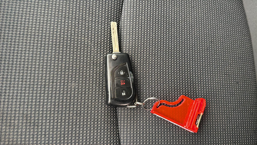 Thumbnail: 2019 Toyota RAV4 - 18