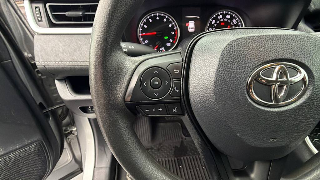 Thumbnail: 2019 Toyota RAV4 - 26