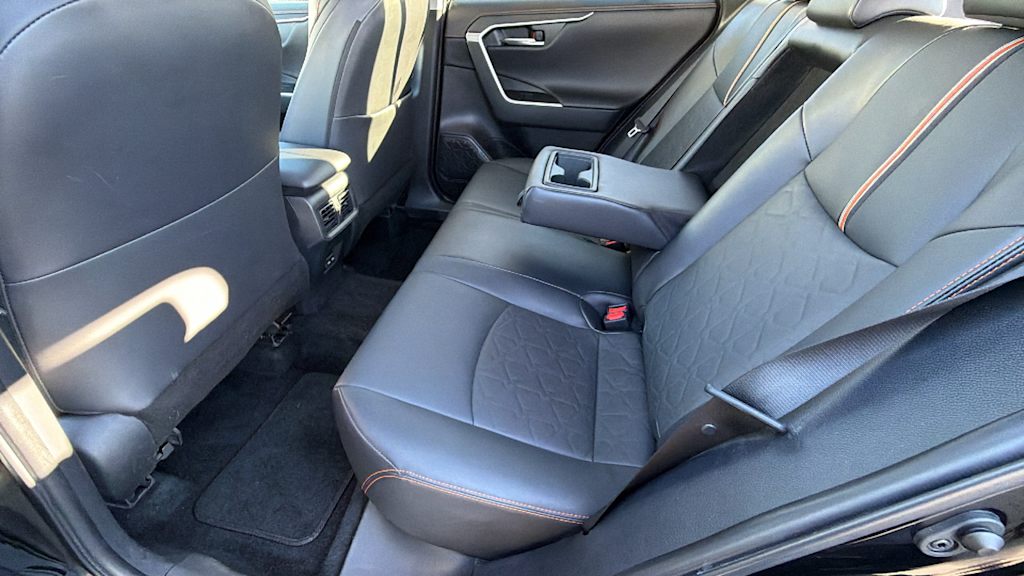 Thumbnail: 2024 Toyota RAV4 - 12