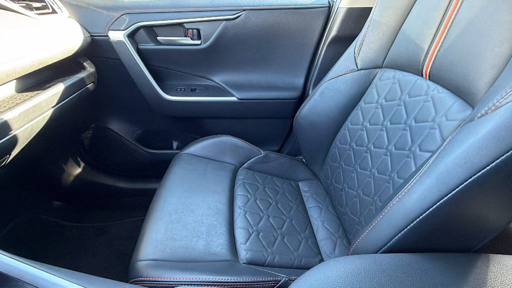 Thumbnail: 2024 Toyota RAV4 - 11