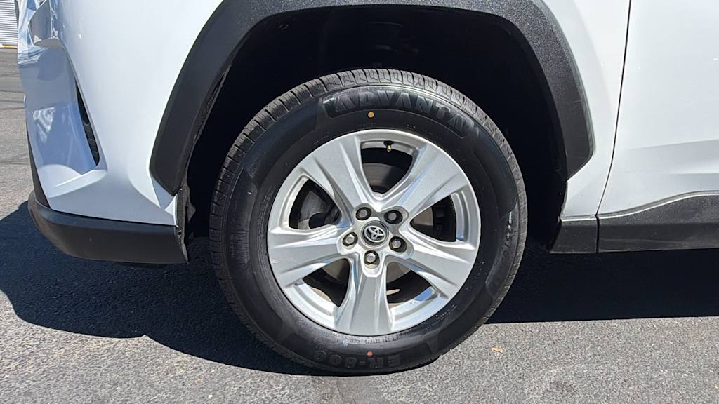 Thumbnail: 2020 Toyota RAV4 - 8