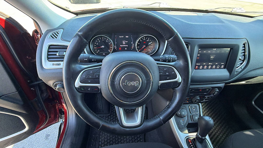 Thumbnail: 2020 Jeep Compass - 9