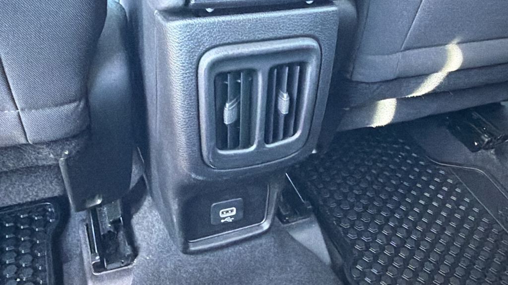 Thumbnail: 2020 Jeep Compass - 30