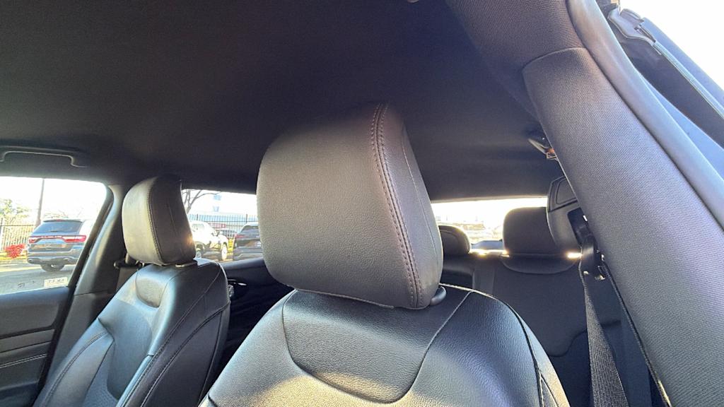 Thumbnail: 2022 Jeep Compass - 9