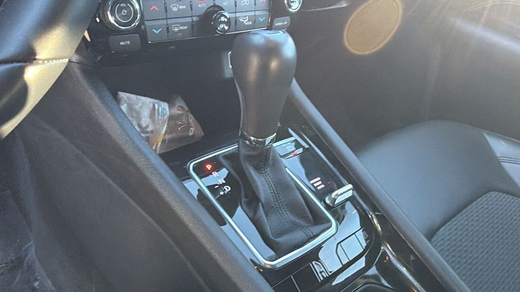 Thumbnail: 2022 Jeep Compass - 13