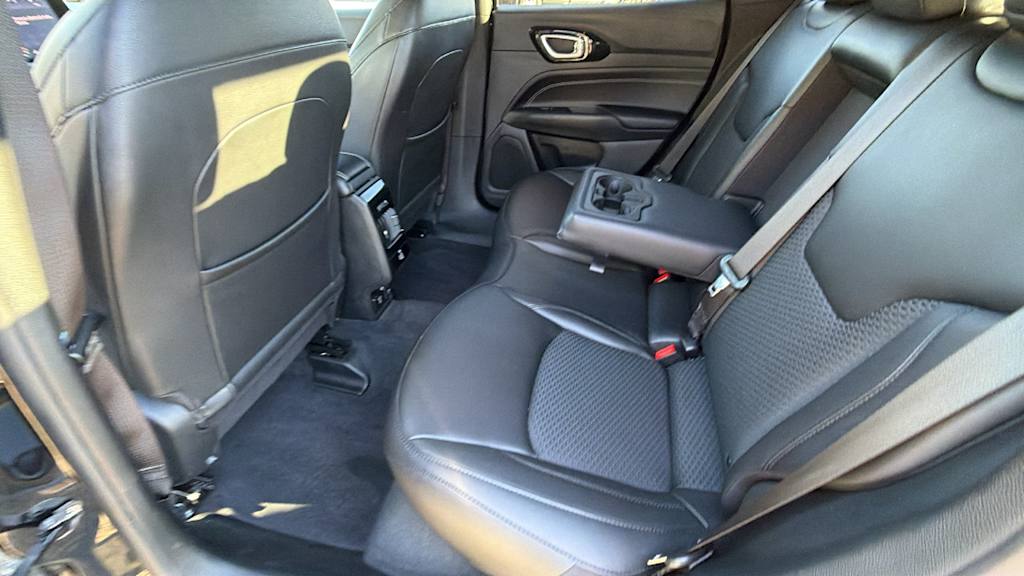 Thumbnail: 2022 Jeep Compass - 10