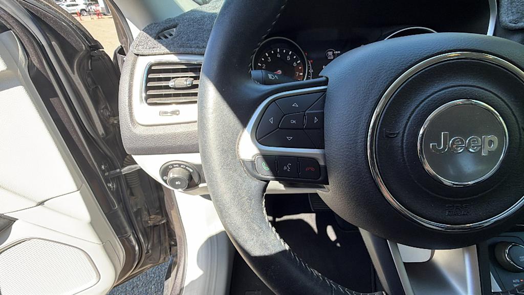 Thumbnail: 2018 Jeep Compass - 19