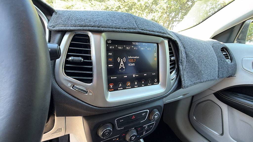 Thumbnail: 2018 Jeep Compass - 18