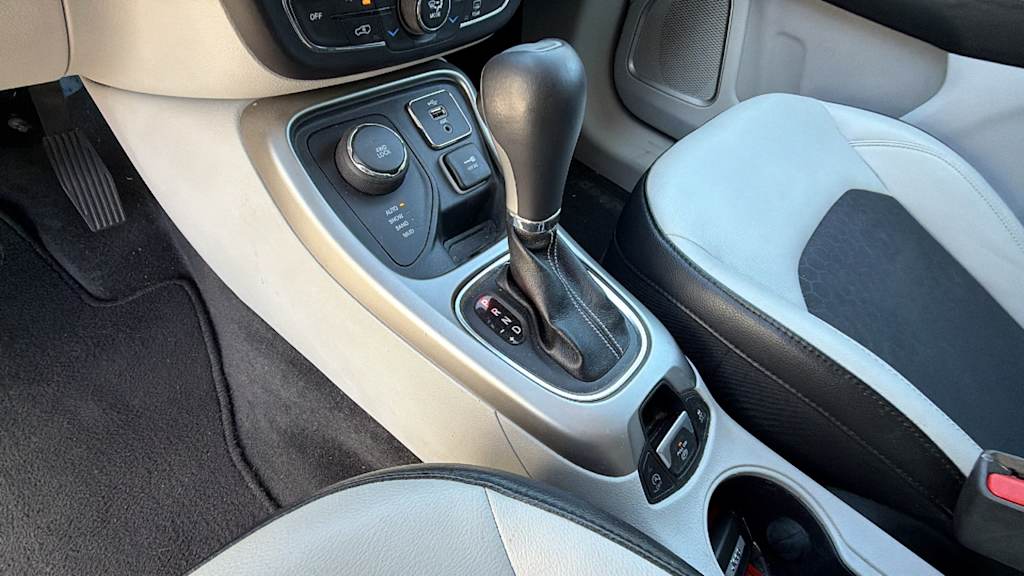 Thumbnail: 2018 Jeep Compass - 11