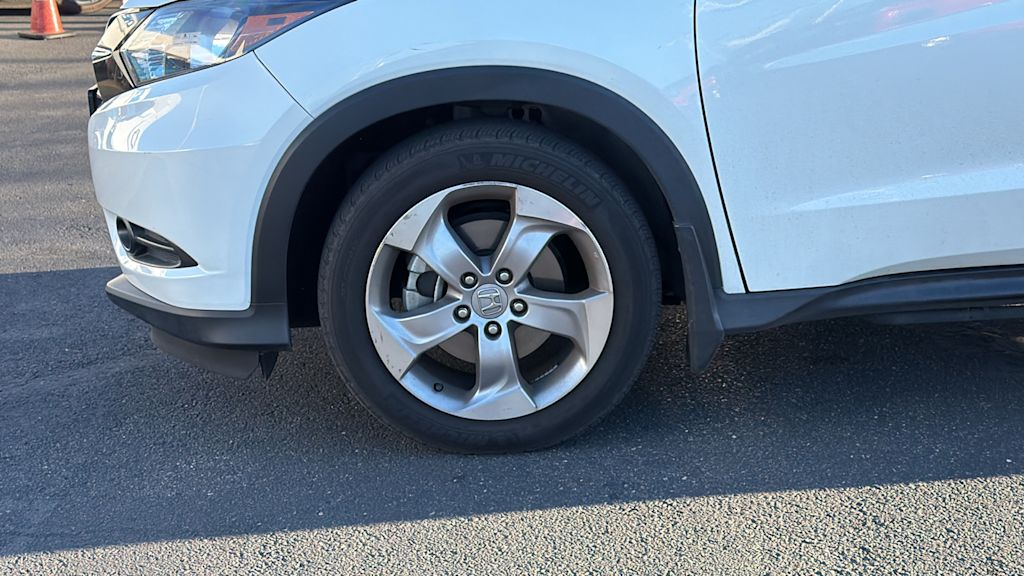 Thumbnail: 2017 Honda HR-V - 8