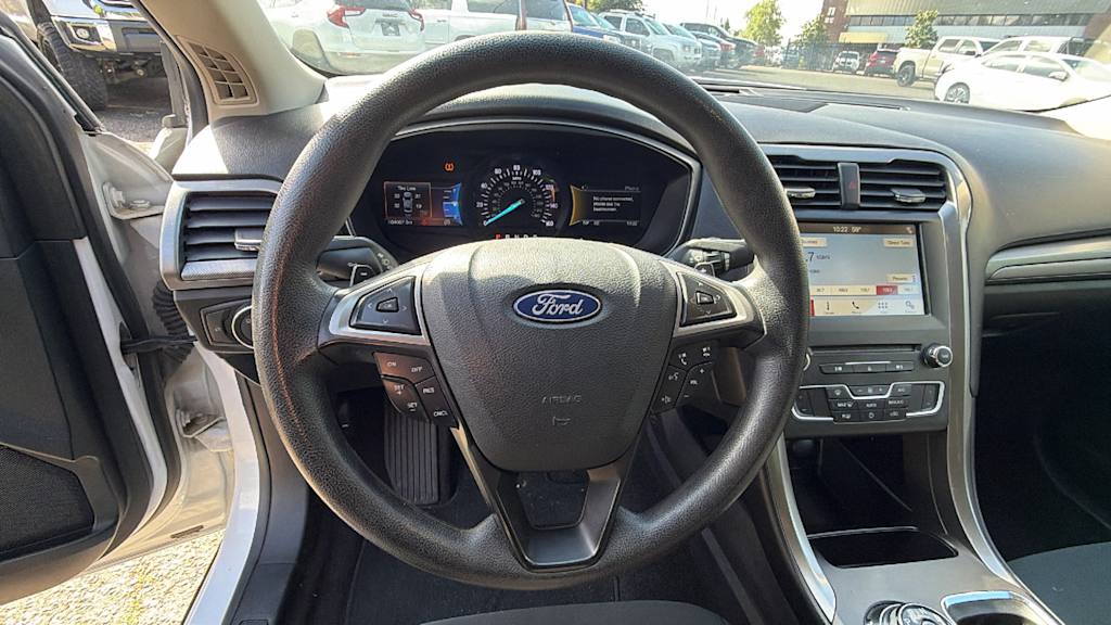 Thumbnail: 2018 Ford Fusion - 9