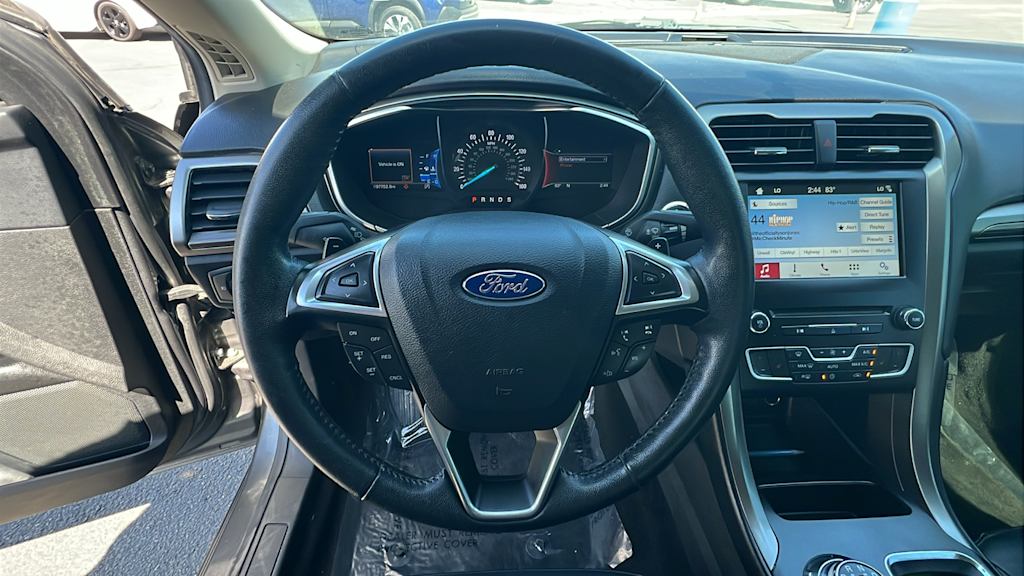Thumbnail: 2017 Ford Fusion - 9