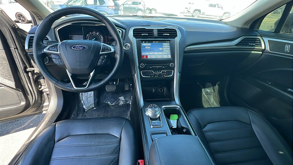 Thumbnail: 2017 Ford Fusion - 12