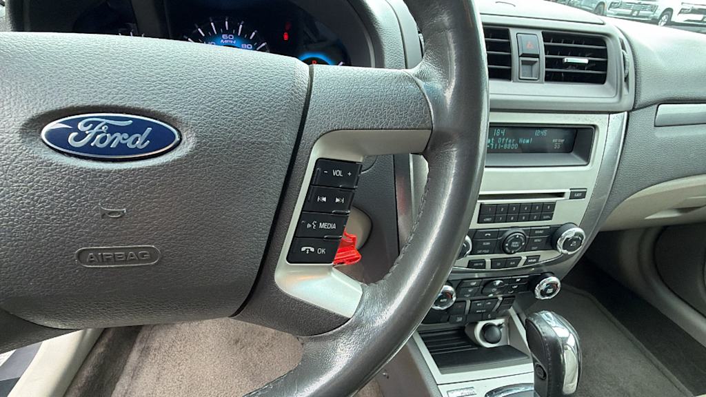 Thumbnail: 2011 Ford Fusion - 26