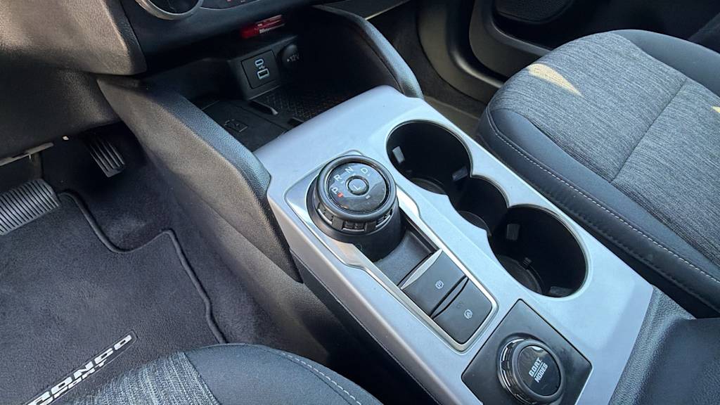 Thumbnail: 2022 Ford Bronco Sport - 15